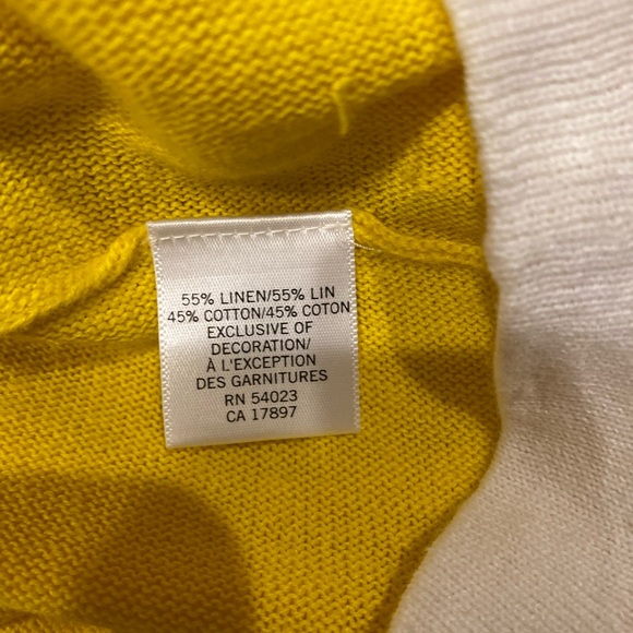 Banana Republic Yellow Knitted Linen V-Neck Top with White Embroidery size Large - Picture 7 of 11